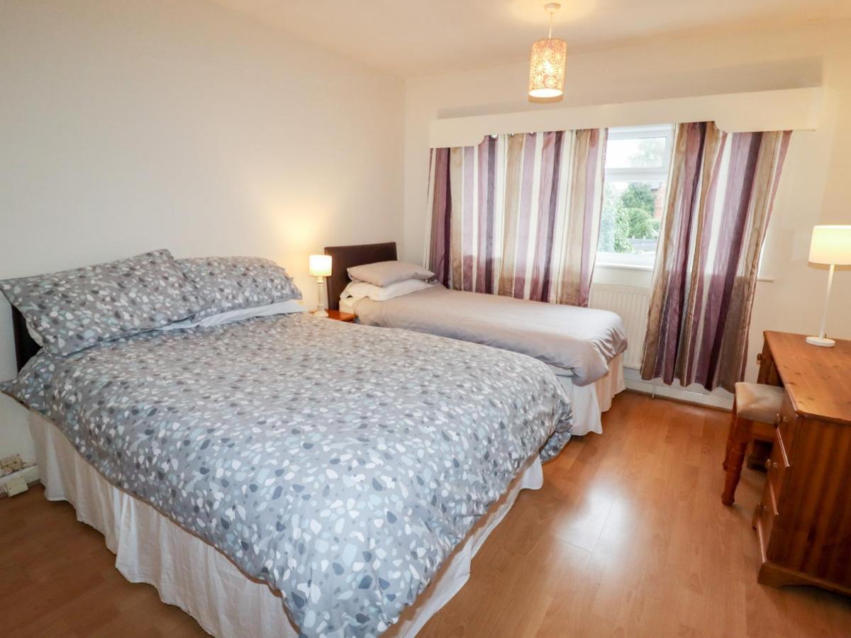 The Hawthorns Villa Chester Luaran gambar